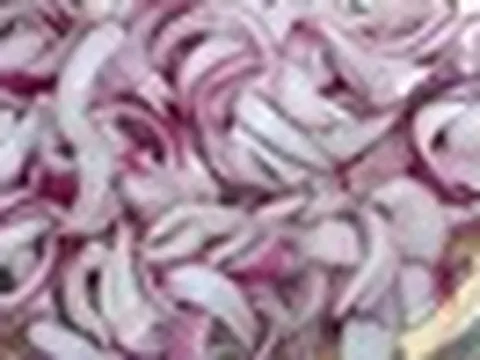 Ăn hành tây mỗi ngày trong 3 tháng để "chặn" ung thư, người đàn ông 45 tuổi "ngã ngửa" khi đến bệnh viện