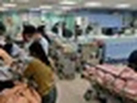 Nam bệnh nhân 25 tuổi gây phẫn nộ khi dùng máu nhiễm HIV "tấn công" 2 nhân viên y tế