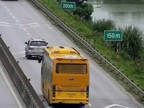 Phó Thủ tướng: Đặt biển báo tại đoạn cao tốc xử phạt lỗi không giữ khoảng cách