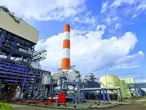 Nhiều dự án năng lượng tỷ USD ở miền Tây chạy đua tiến độ
