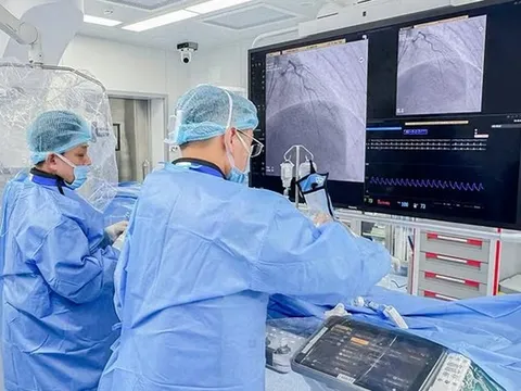 Chạy đua với thời gian, cứu sống 2 bệnh nhân nhồi máu cơ tim tại Phú Quốc