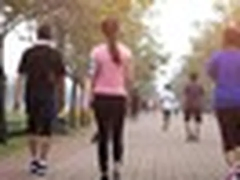 Phát hiện điều đặc biệt về chức năng não ở người đi bộ nhanh