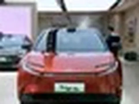 Toyota sắp nhập cuộc đua xe điện EREV