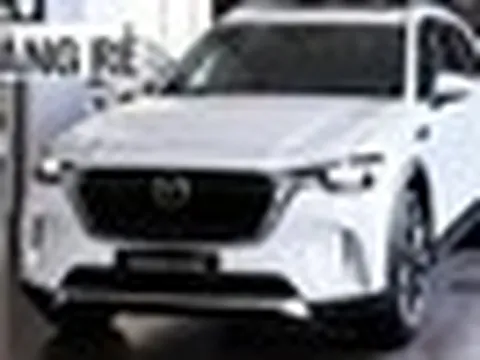 Mazda CX-90 giảm giá hơn 80 triệu tại đại lý: Bản PHEV còn 2,218 tỷ đồng, tăng sức cạnh tranh Palisade, Teramont