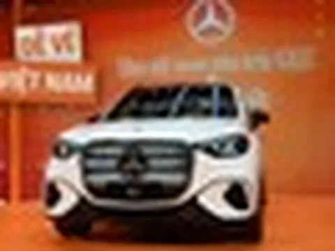 Mercedes-Benz GLC điện xác nhận lắp ráp gần Việt Nam, dự kiến mở bán từ đầu năm sau