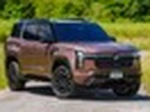 Mitsubishi Pajero thế hệ mới chốt ngày ra mắt ĐNÁ: 3 phiên bản giá quy đổi từ 1,2 tỷ, máy dầu hơn 200 mã lực, tham vọng đấu Everest
