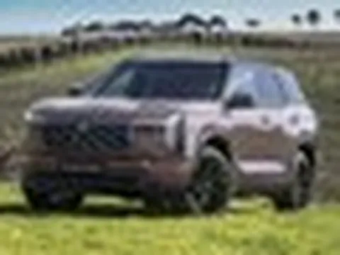 Tin xe 29/9: Mitsubishi lên kế hoạch ra mắt biến thể nhỏ hơn của Pajero