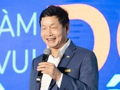 Sau màn hát “Tái sinh” của ông Trương Gia Bình, mỗi tháng FPT có thêm 6.000 cổ đông mới, sân vận động lớn nhất thế giới và Mỹ Đình cộng lại không đủ sức chứa
