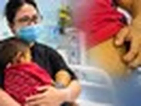 Con 4 tuổi da vàng như nghệ phải thay gan: Mẹ “sốc” khi biết căn bệnh phía sau