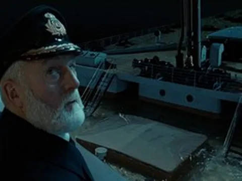“Thuyền trưởng Titanic huyền thoại” Bernard Hill qua đời ở tuổi 79