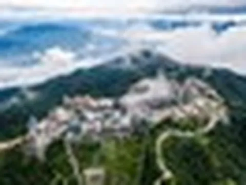 Việt Nam có 1 “ngôi làng Pháp” nằm ở độ cao 1.487m, mát mẻ quanh năm: Từng 6 năm liên tiếp thắng giải “hàng đầu châu Á”