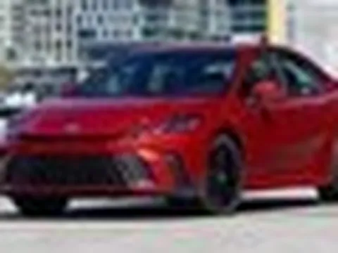Toyota Camry 2027 ra mắt: Giá quy đổi từ 781 triệu đồng, gần như không đổi thiết kế