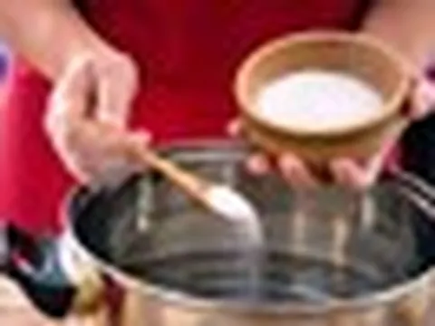 Muối không chỉ là gia vị mà còn là "thuốc" chữa bệnh: 6 tác dụng nhiều người đang bỏ phí