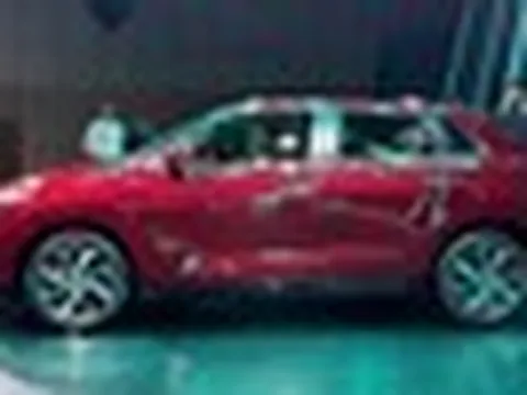 Đàn em Toyota Yaris nâng cấp với giá quy đổi từ 190 triệu đồng: "Ăn xăng như ngửi", có ADAS, camera 360