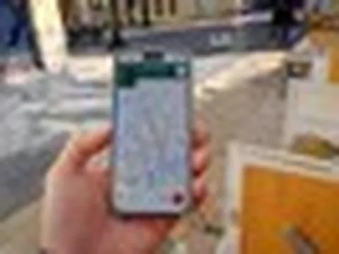 Người dùng lâu chưa chắc biết: Cùng một điểm đến, Google Maps lại chỉ đường khác nhau trên hai điện thoại?
