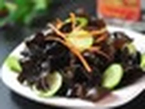 Sai lầm khi ngâm mộc nhĩ biến "vàng đen" thành "thuốc độc"