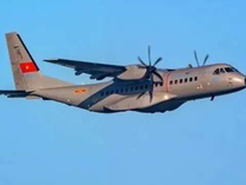 Chuyến bay quân sự đặc biệt đưa 8.453 mẫu sinh phẩm liệt sĩ cuối cùng từ Đồng bằng sông Cửu Long ra Hà Nội trong Chiến dịch 500 ngày đêm