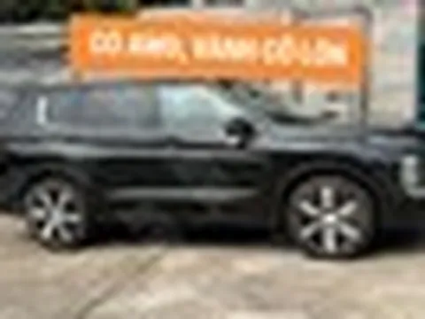 Mitsubishi Outlander thế hệ mới lộ diện tại Việt Nam: Có AWD, màn hình cỡ lớn, nội thất bọc da toàn bộ