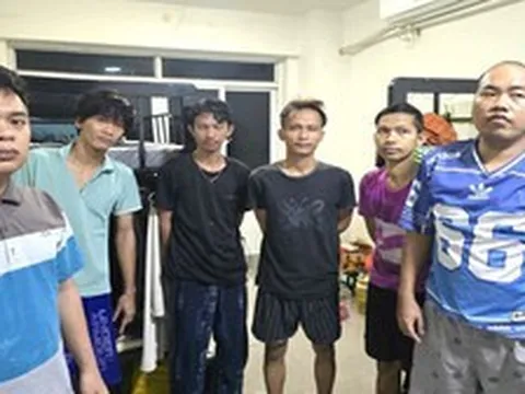 Kiểm tra đột xuất một doanh nghiệp trong khu công nghiệp