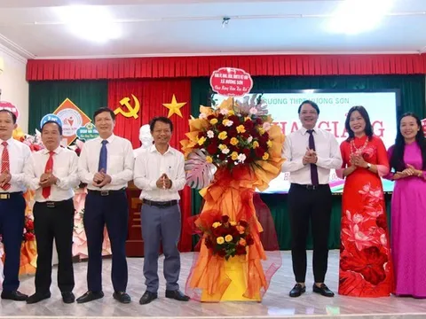 Trường THPT Hương Sơn (Hà Tĩnh): Nâng cao chất lượng giáo dục toàn diện
