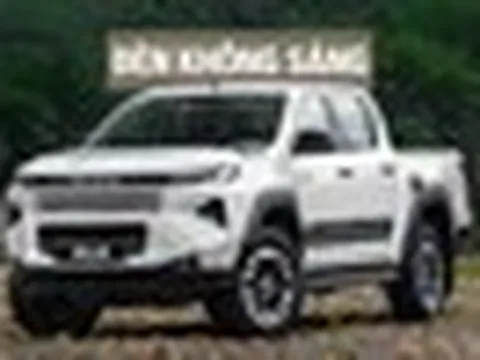 Lỗi hệ thống đèn chiếu sáng, hơn 2.600 xe Toyota Hilux tại Việt Nam buộc phải triệu hồi