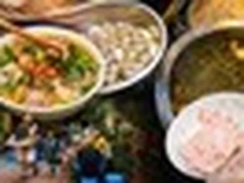 Hà Nội có hàng bún mọc 40.000 đồng bán trong biệt thự 100 tuổi, mỗi sáng chỉ mở đúng 4 tiếng